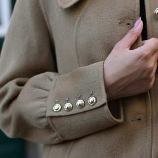 100% wool coat with buttons GB