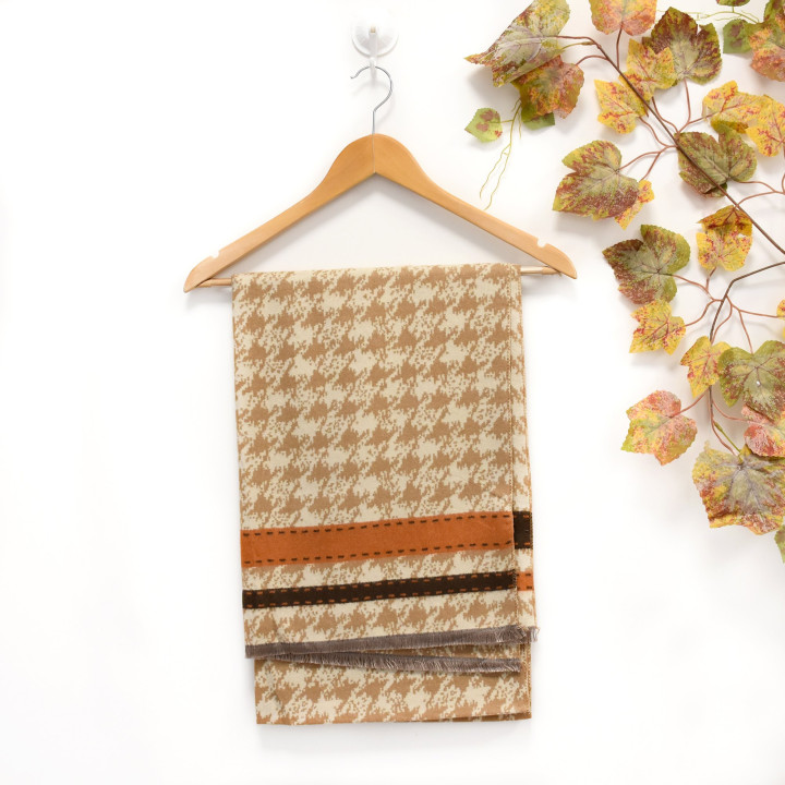 Scarf with pied de poule patter GB Scarf with pied de poule patter GB