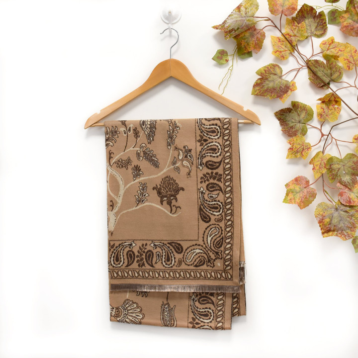 Sciarpa con modello paisley GB