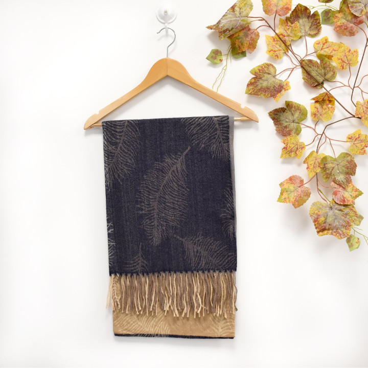 Scarf with palm leaf print GB