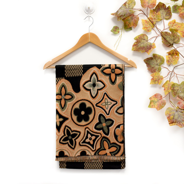 Bufanda con estampado floral de colores GB Bufanda con estampado floral de colores GB