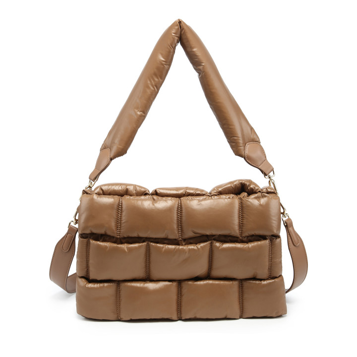 Bolso de hombro acolchado