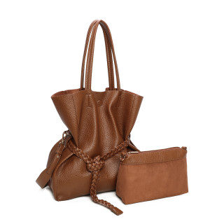 Shopper bag with braided buckle