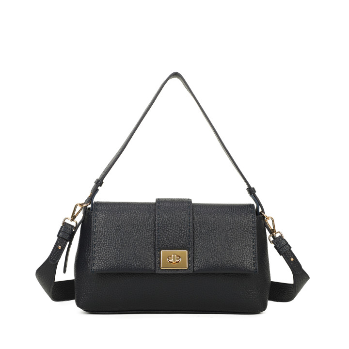 Shoulder bag with multiple pockets