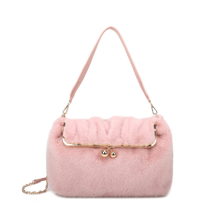 Shoulder bag with fur