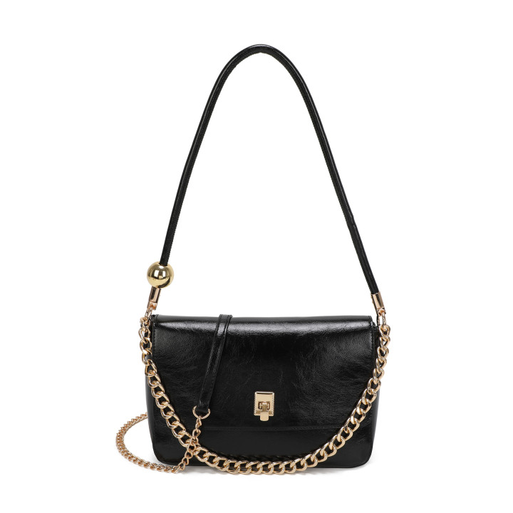 Shoulder bag with chain