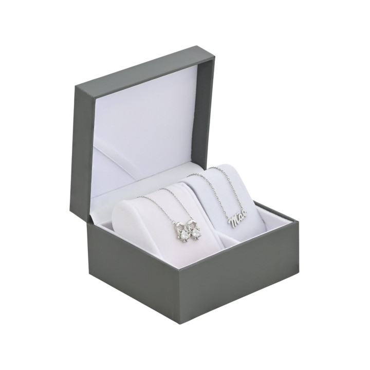 Conjunto collar dos niñas y collar mãe Conjunto collar dos niñas y collar mãe