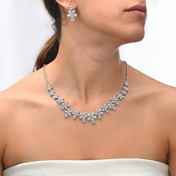 Parure Collier et Boucles d'Oreilles GB Fête