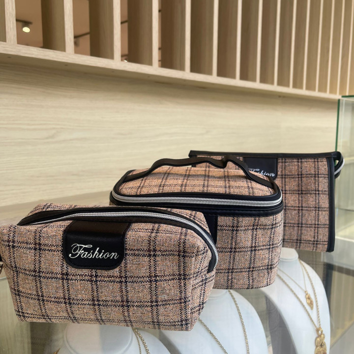 Pacco da 3 necessaire a quadretti