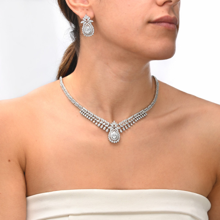 Ensemble Collier et Boucles d'Oreilles GB Fête