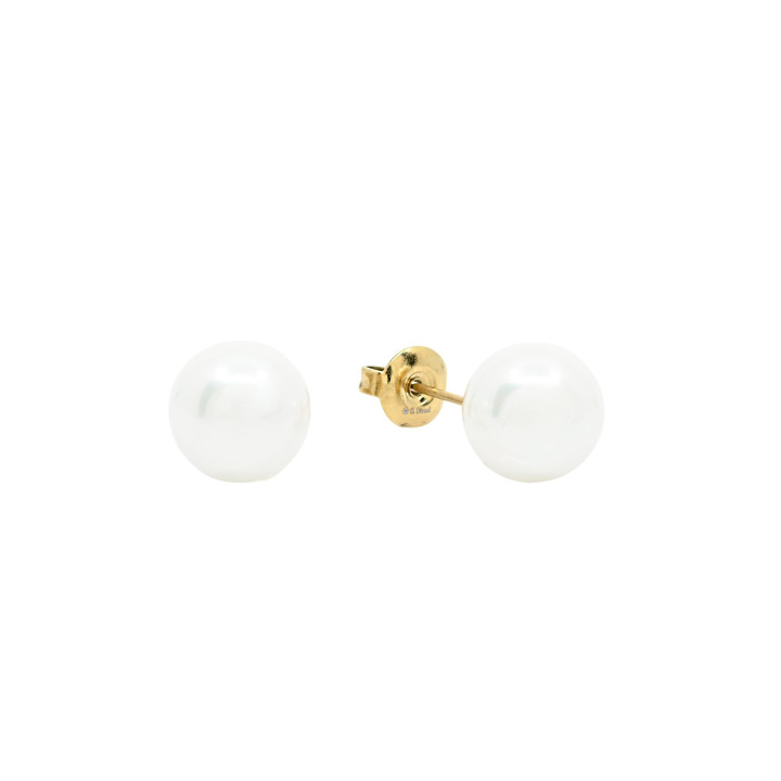 Delicate Earrings with Pearl