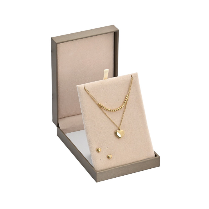 Conjunto San Valentín de Acero