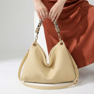 Shopper Bag with detailed handle